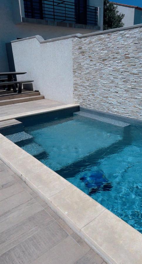 Maison Avec Picine Περπινιάν Εξωτερικό φωτογραφία